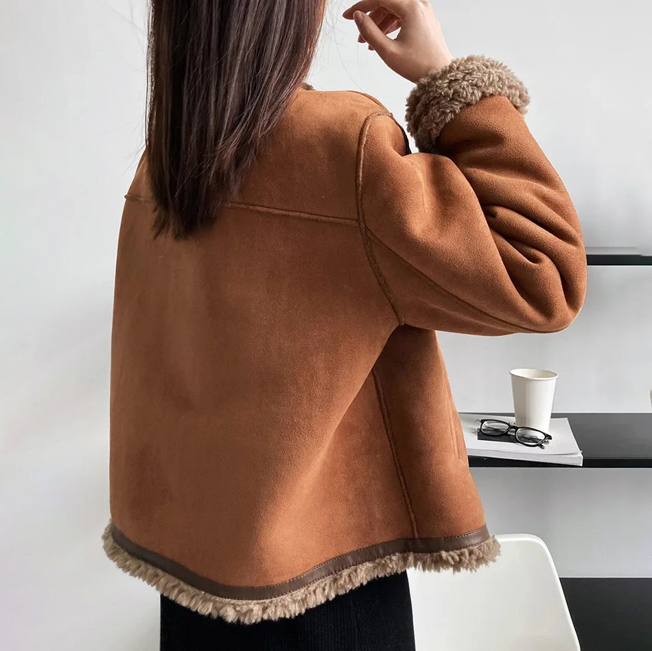 Rosalie – Luxurious Suede Jacket