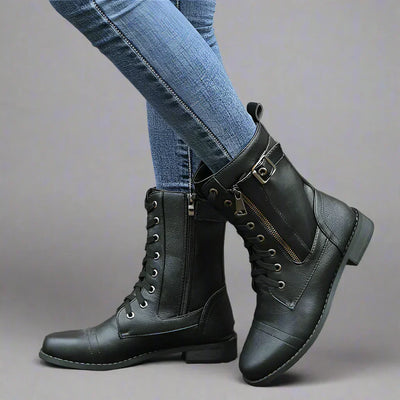 Elara – Timeless lace-up boots